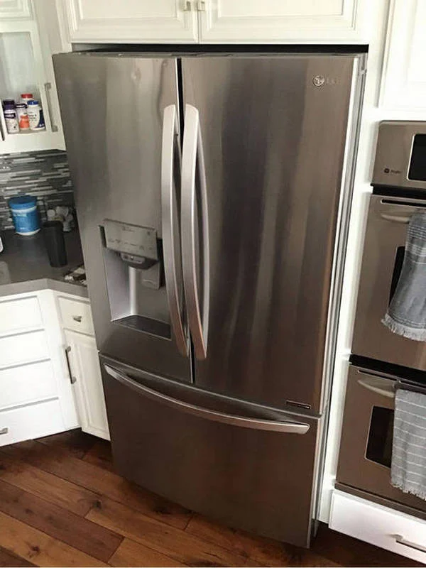 LG Refrigerator Temperature Display Is Flashing or the Alarm Keeps Beeping